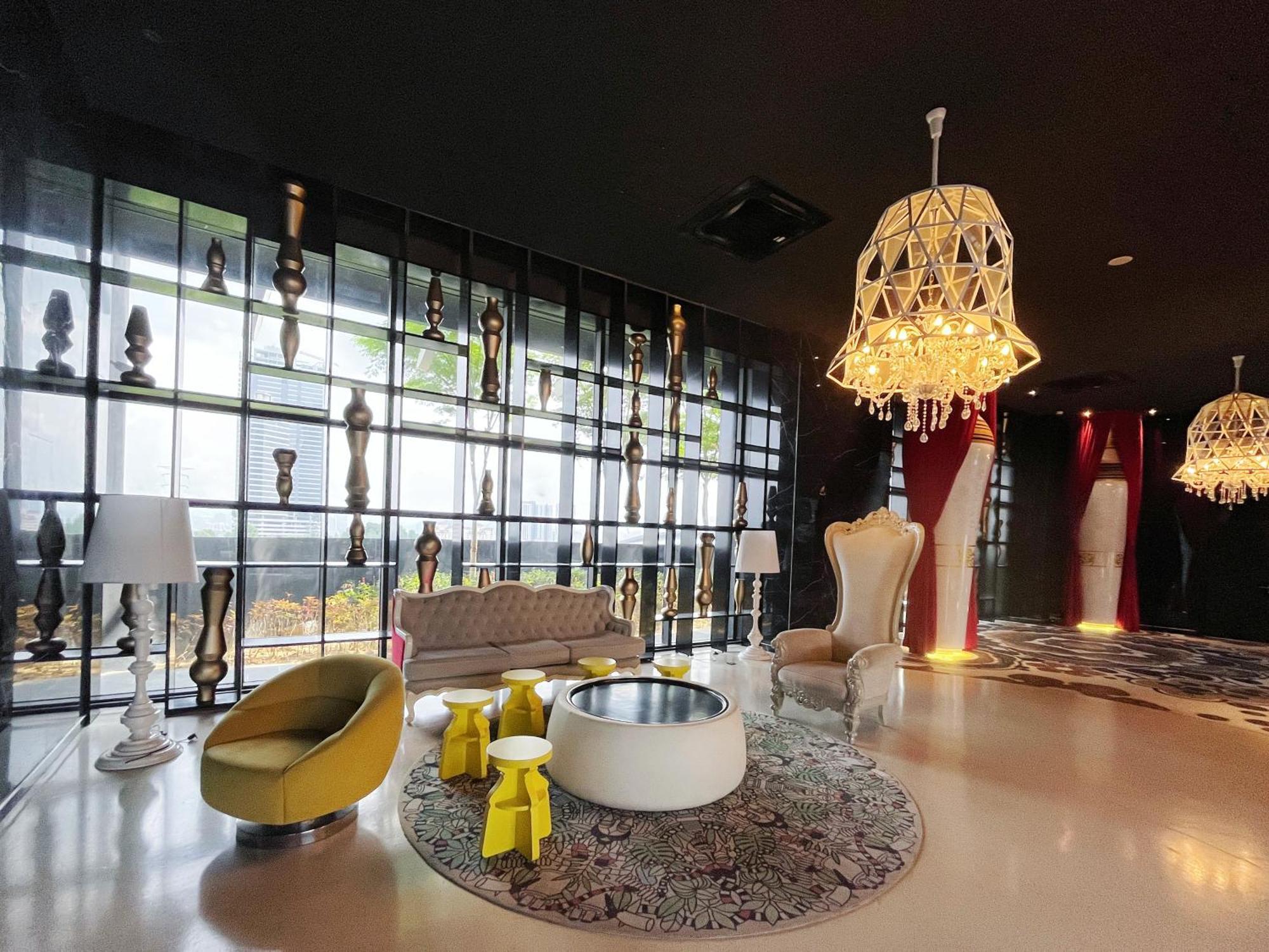 Nj Homestay At Arte Mont Kiara Kuala Lumpur Exteriör bild